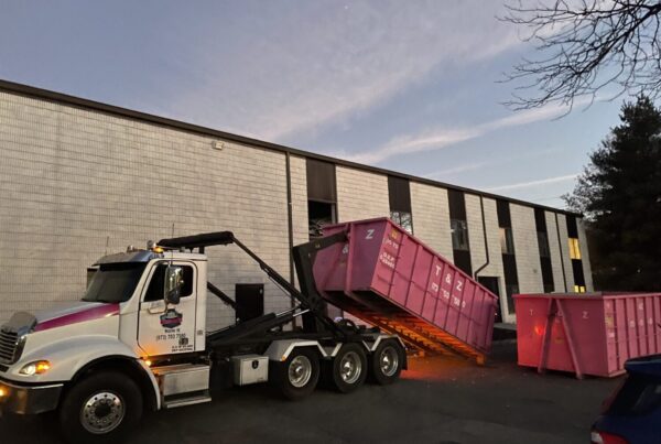 REA Dumpsters Truck